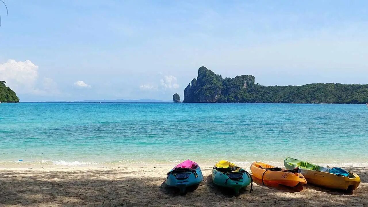 Capture the vibrant beauty of Ao Nang in the dry season